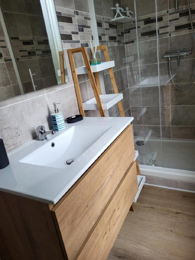 Appartement Paisible En Baie De Morlaix ปลูกาส์นู ภายนอก รูปภาพ